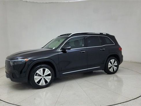 Used 2024 Mercedes-Benz EQB 250+ w/ Driver Assistance Package image 67