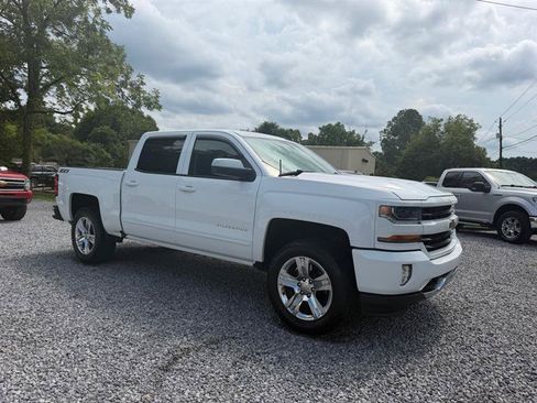 Used 2018 Chevrolet Silverado 1500 LT w/ All Star Edition AWD/4WD image 8