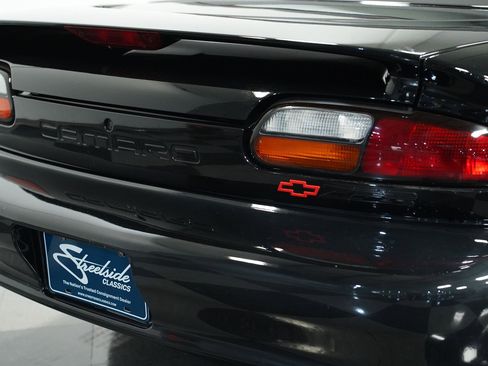 Used 1997 Chevrolet Camaro Z28 w/ Preferred Equipment Group 2 image 23