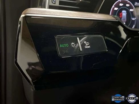 Used 2022 Audi e-tron Premium Plus w/ Premium Plus Package AWD/4WD image 37