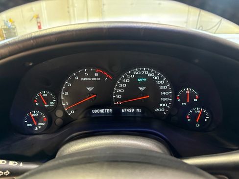 Used 1999 Chevrolet Corvette Convertible w/ Memory Pkg RWD image 15