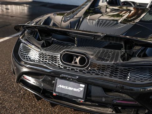 Used 2024 McLaren 750S image 34