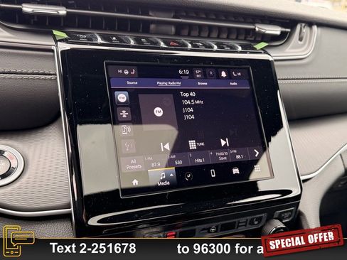 New 2025 Jeep Grand Cherokee Altitude image 12