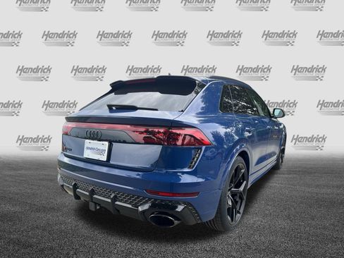 Certified 2025 Audi RS Q8 performance AWD/4WD image 9