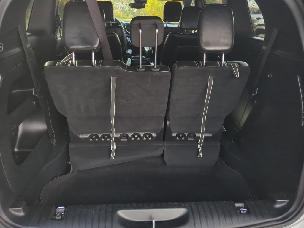 Used 2025 Chrysler Pacifica Select FWD image 46