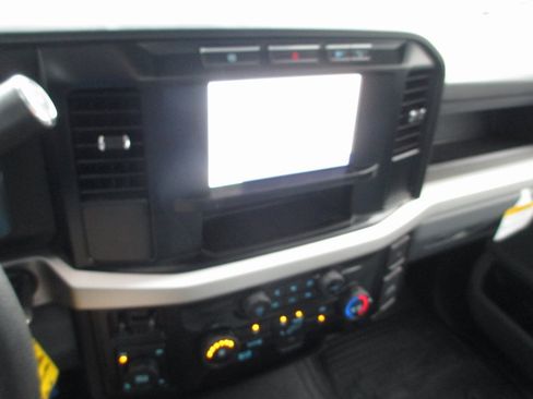 Used 2024 Ford F350 XL w/ FX4 Off-Road Package image 23