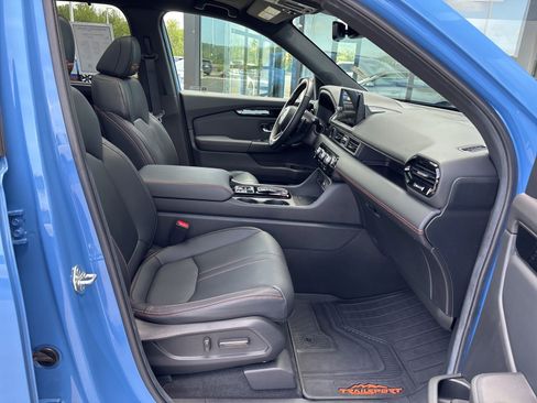 Used 2025 Honda Pilot TrailSport image 17