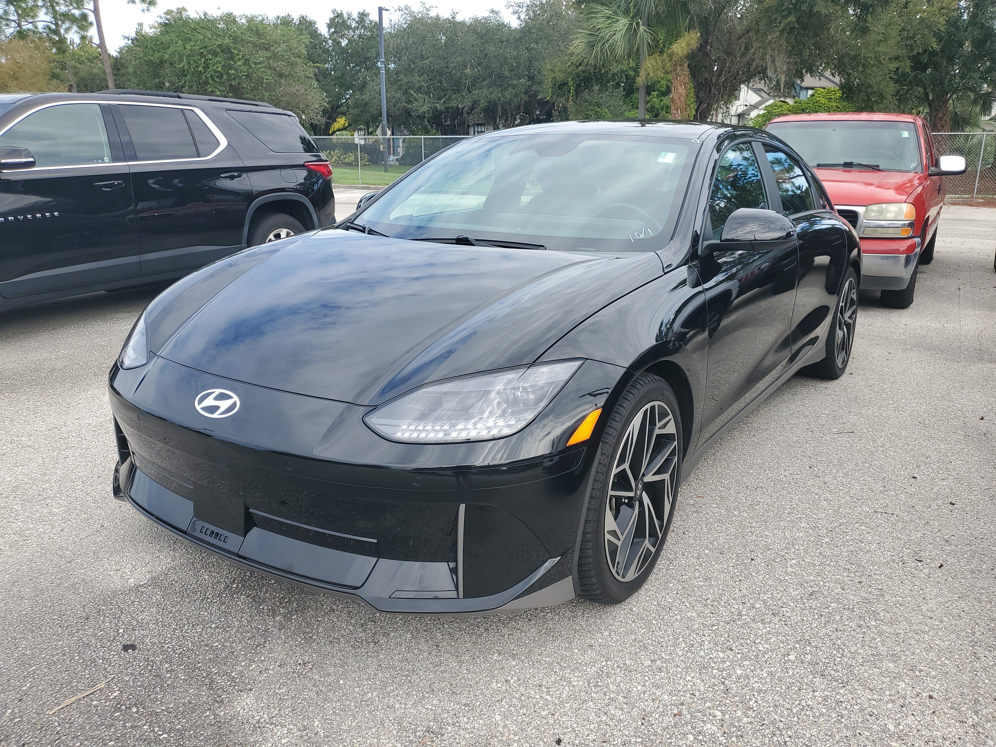 Used 2024 Hyundai Ioniq 6 SEL RWD image 4