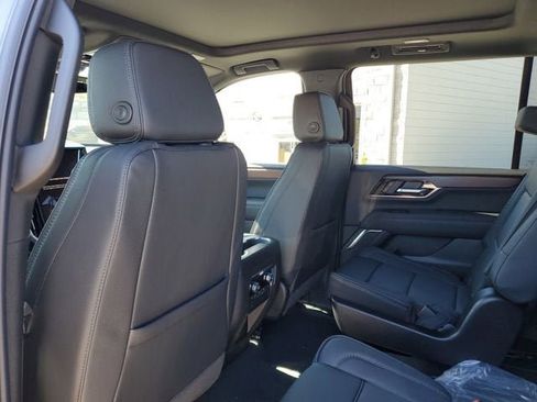 New 2026 GMC Yukon XL Denali w/ Sun & Power Step Package AWD/4WD image 10