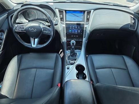 Used 2019 INFINITI Q50 Luxe w/ Essential Package (3.0T Luxe) AWD/4WD image 12