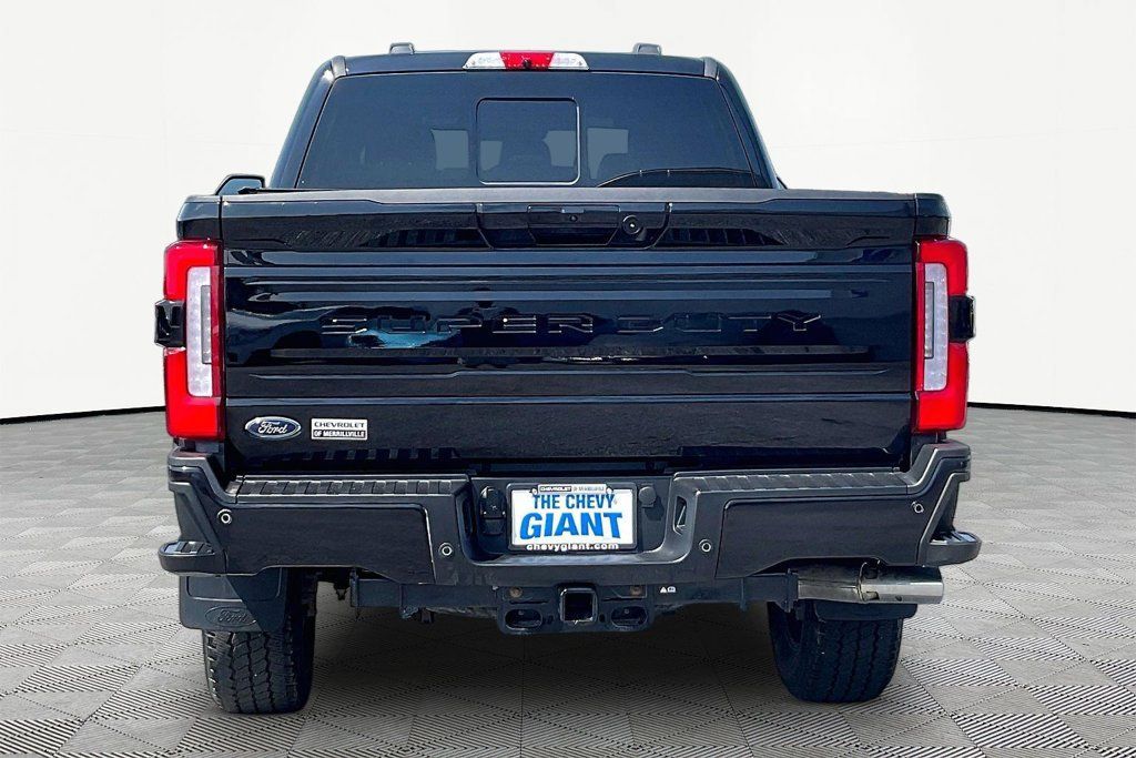 Used 2025 Ford F350 Platinum AWD/4WD image 5