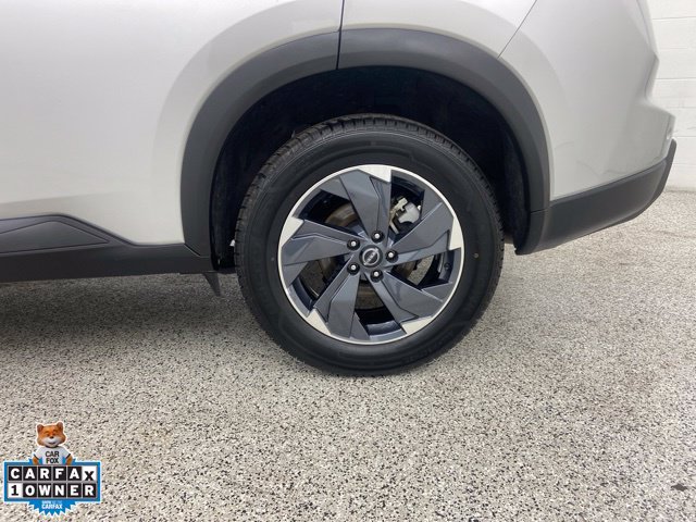 Used 2024 Nissan Rogue SV FWD image 7