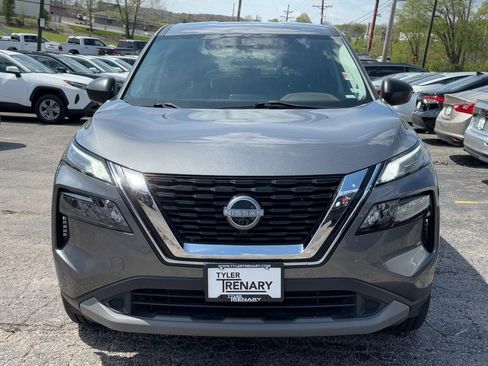 Used 2023 Nissan Rogue S AWD/4WD image 11