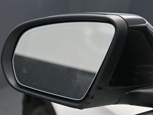 Used 2022 Mercedes-Benz GLC 300 4MATIC image 10