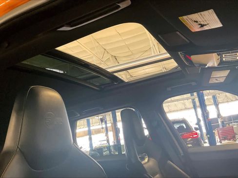 Used 2020 Land Rover Range Rover Sport SVR AWD/4WD image 13