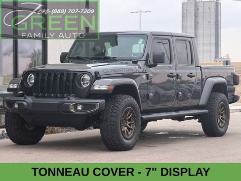 Used 2021 Jeep Gladiator Sport image 1