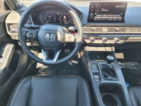 Used 2024 Honda Civic Sport Touring image 9