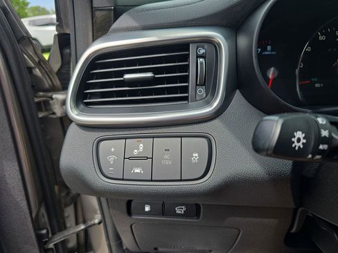 Used 2018 Kia Sorento EX w/ EX Advanced Touring Package FWD image 26