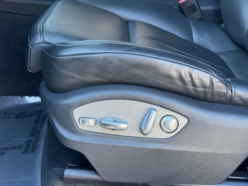 Used 2016 Porsche Cayenne GTS image 25