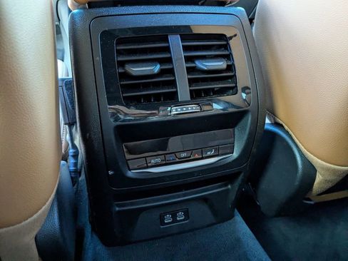 Used 2022 BMW X3 sDrive30i w/ Premium Package image 16