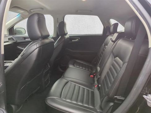 Used 2023 Ford Edge SEL image 17