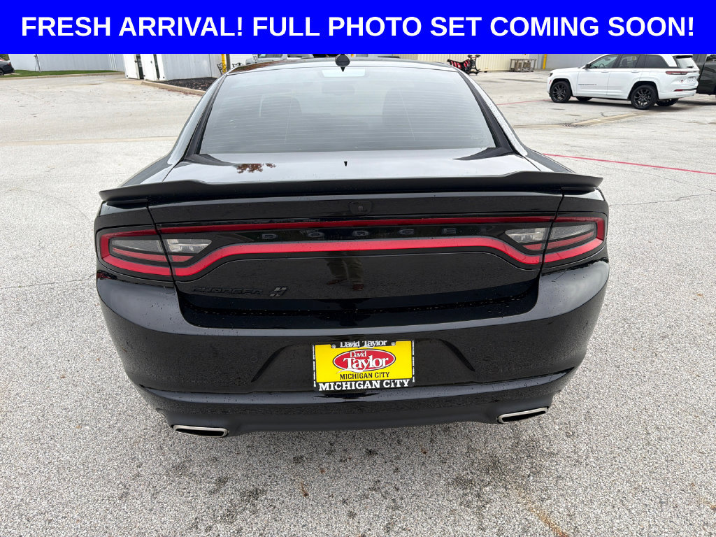 Used 2023 Dodge Charger SXT w/ Blacktop Package AWD/4WD image 4