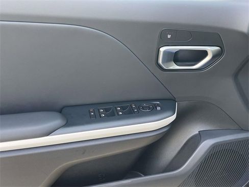 New 2025 Kia K4 GT-Line image 22