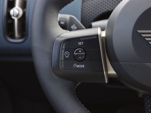 Used 2025 MINI Cooper Countryman S w/ Comfort Package Max image 16