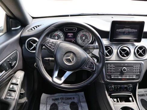 Used 2016 Mercedes-Benz CLA 250 4MATIC image 10