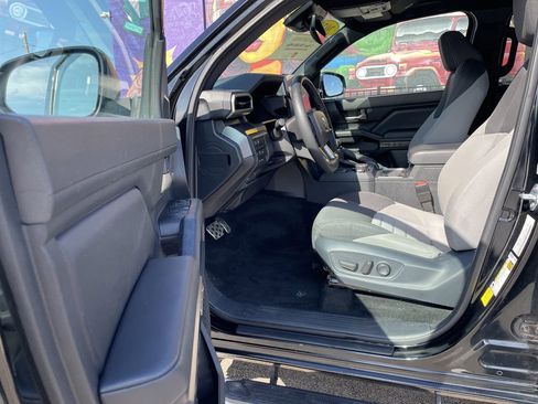 Certified 2025 Toyota Tacoma TRD Sport w/ TRD Sport Upgrade Package image 14