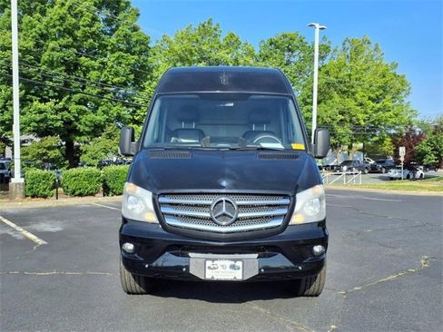Used 2014 Mercedes-Benz Sprinter 2500 image 3