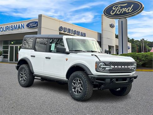 New 2025 Ford Bronco Badlands image 1