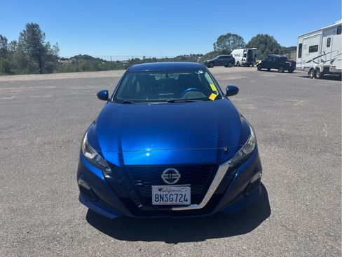Used 2020 Nissan Altima 2.5 S FWD image 2
