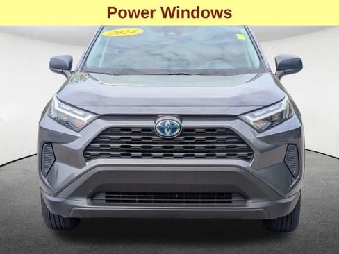 Used 2024 Toyota RAV4 LE AWD/4WD image 11