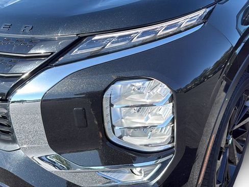 Used 2023 Mitsubishi Outlander SE AWD/4WD image 31
