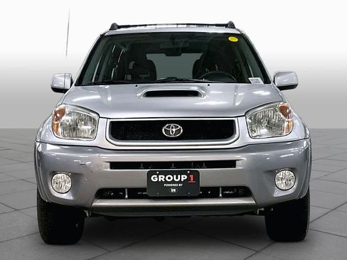 Used 2005 Toyota RAV4 4WD image 3