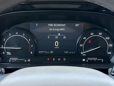 Used 2022 Lincoln Corsair FWD image 23