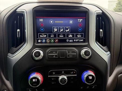 Used 2020 GMC Sierra 2500 SLT w/ SLT Convenience Package image 23