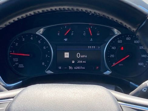 Used 2019 Chevrolet Equinox LT w/ Sun & Navigation Package AWD/4WD image 16