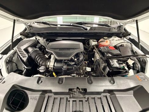 Certified 2019 Chevrolet Blazer LT image 30