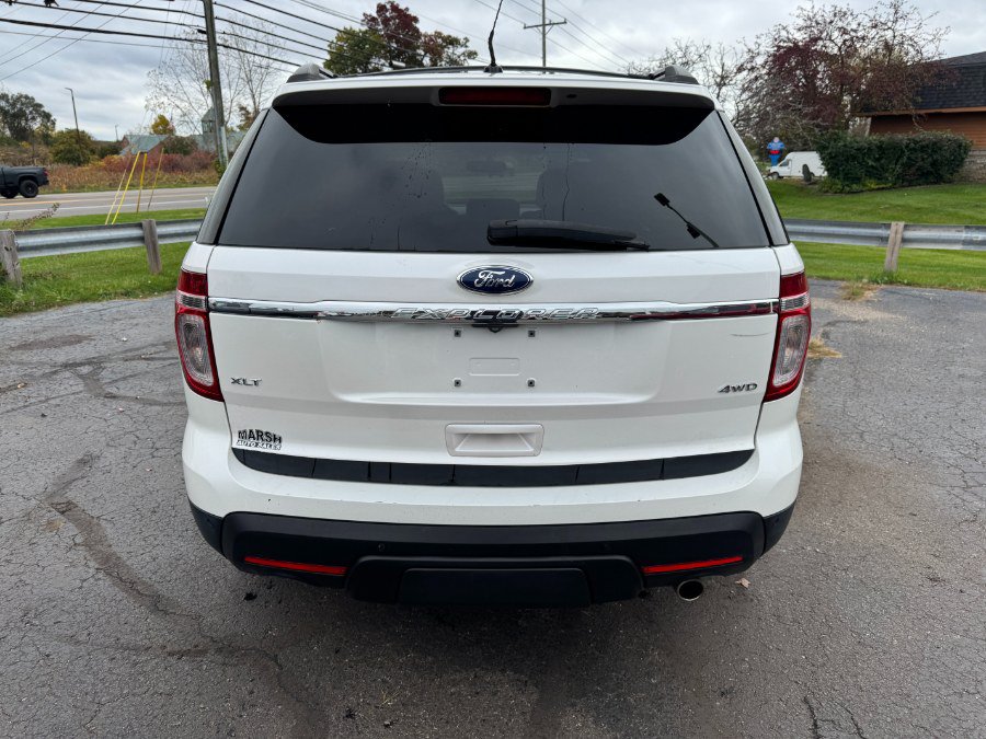 Used 2014 Ford Explorer XLT w/ Equipment Group 202A AWD/4WD image 4