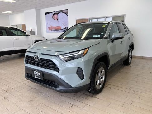 Used 2022 Toyota RAV4 XLE image 20