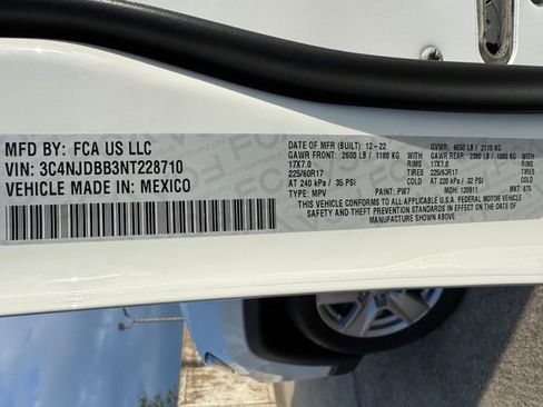 Used 2022 Jeep Compass Latitude w/ Sun and Sound Group image 29