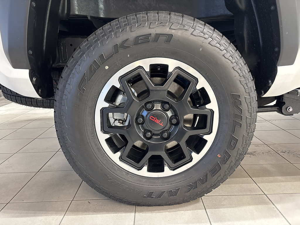 New 2026 Toyota Tacoma TRD Off-Road w/ TRD Off Road Premium Package AWD/4WD image 5
