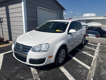 Used 2010 Volkswagen Jetta SE