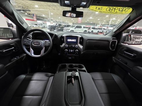 Used 2022 GMC Sierra 1500 SLT image 19