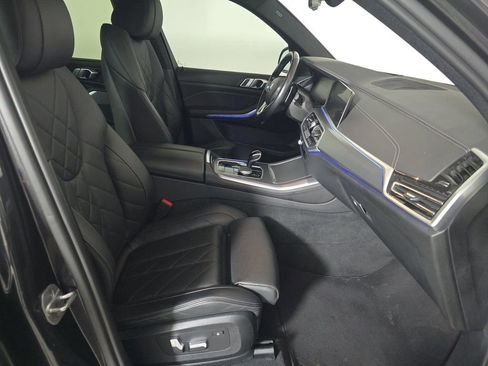 Used 2023 BMW X5 xDrive40i w/ Premium Essential Package image 5