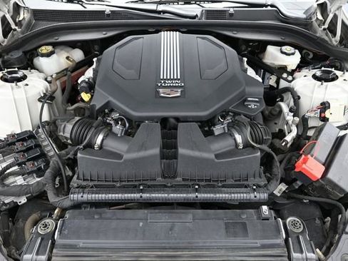 Used 2022 Cadillac CT5 V w/ Premium Package RWD image 52