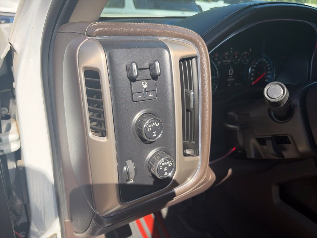 Used 2017 GMC Sierra 1500 Denali w/ Denali Ultimate Package AWD/4WD image 22
