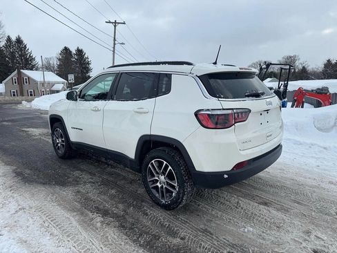 Used 2018 Jeep Compass Latitude w/ Popular Equipment Group image 2